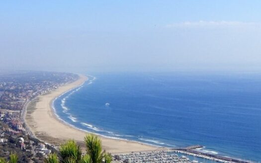 Просрочка визы в Испании: штрафы, депортация и шансы на ВНЖ