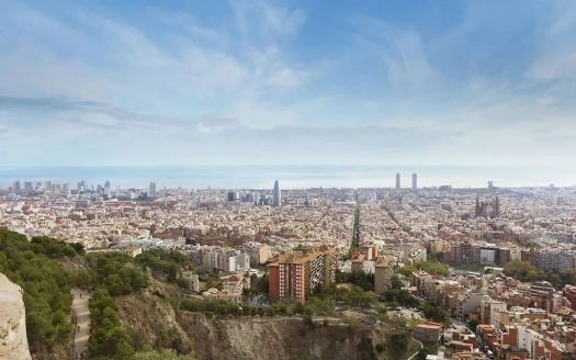 Инвестиции в реновацию в Барселоне Испания