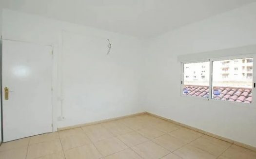 Трёхкомнатная квартира в Estadi-Horta Вик