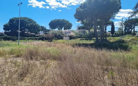 Земельный участок в Вилафортуни, панорамный вид на ровную поверхность