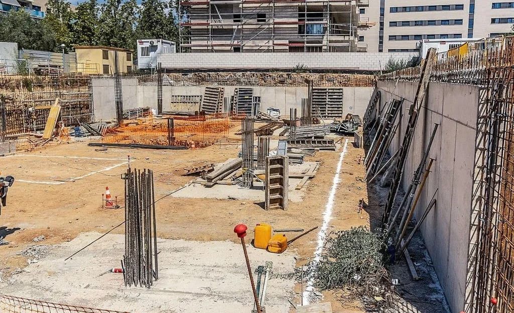 Строительные работы фундамента нового комплекса García Riera.