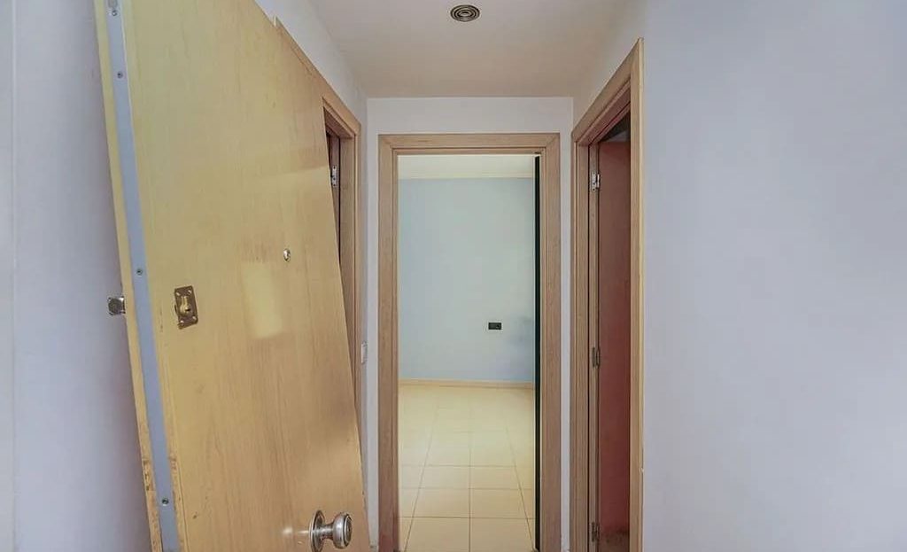 Коридор в зону спален