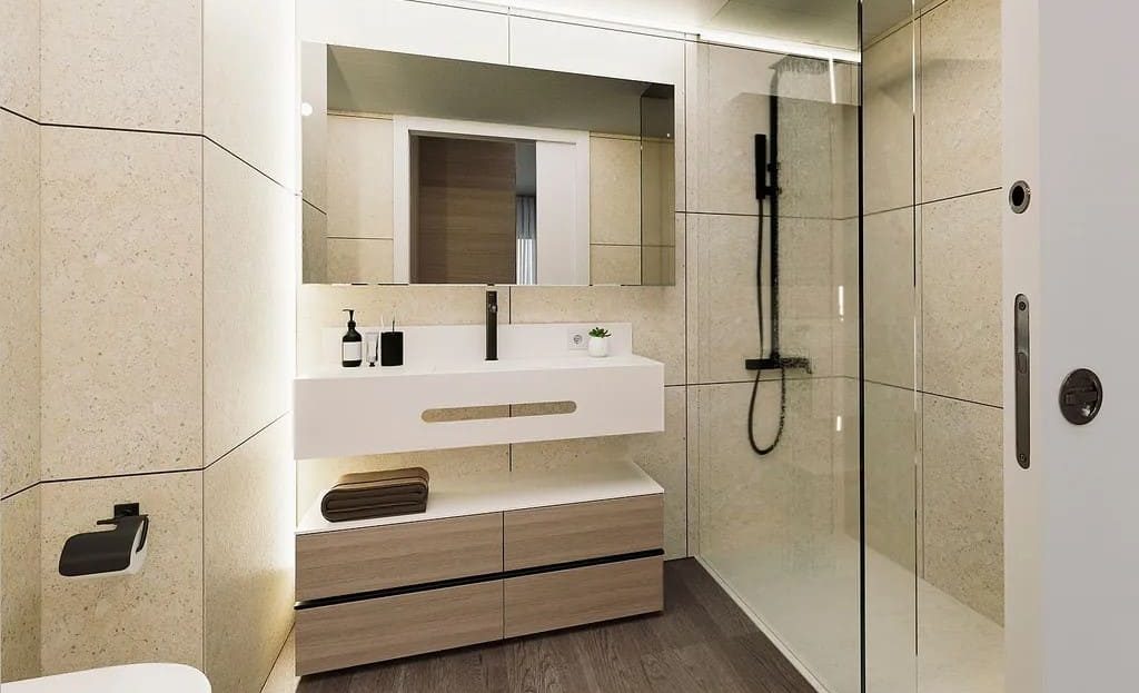 Современная ванная комната с душем и дизайнерской отделкой