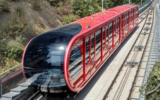 Вагон фуникулёра Cuca de Llum на маршруте к горе Тибидабо в Барселоне