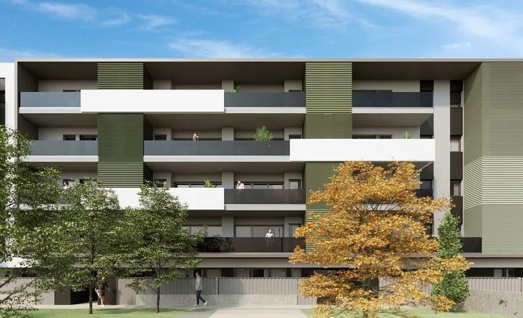 Фасад нового жилого комплекса на улице Жоакима Риеры Бертрана