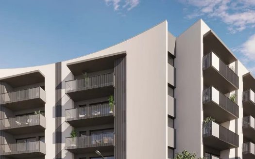 Современная архитектура зданий комплекса Roget в Фигерасе