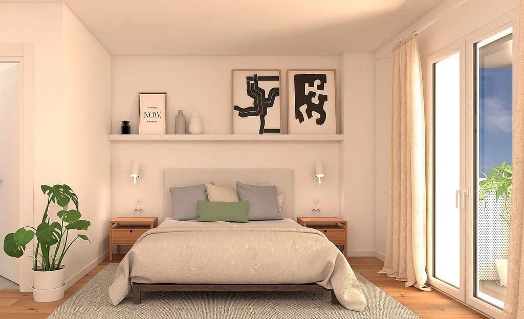 Главная спальня с выходом на террасу