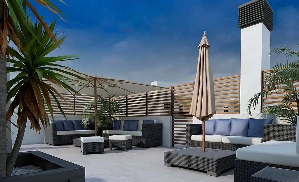 Терраса-солярий с зоной отдыха и бассейном