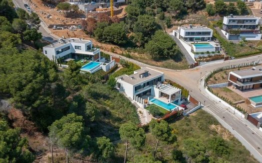 Аэрофотосъёмка жилого комплекса современных вилл