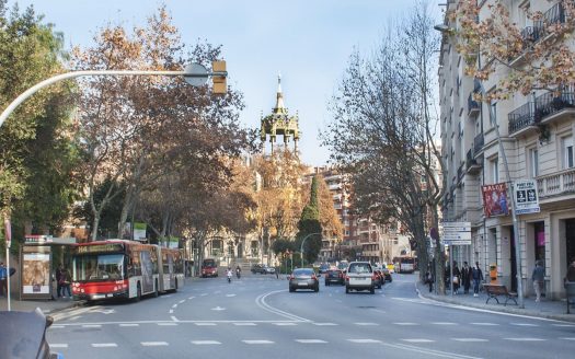 Недвижимость в районе Сант-Жерваси-ла-Бонанова Барселона Испания
