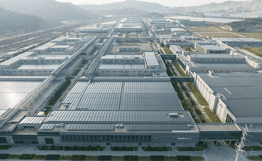 2 Коммерческая и индустриальная земля в Испании: отели, склады и дата-центры
