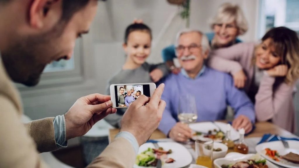 Воссоединение с родителями в Испании